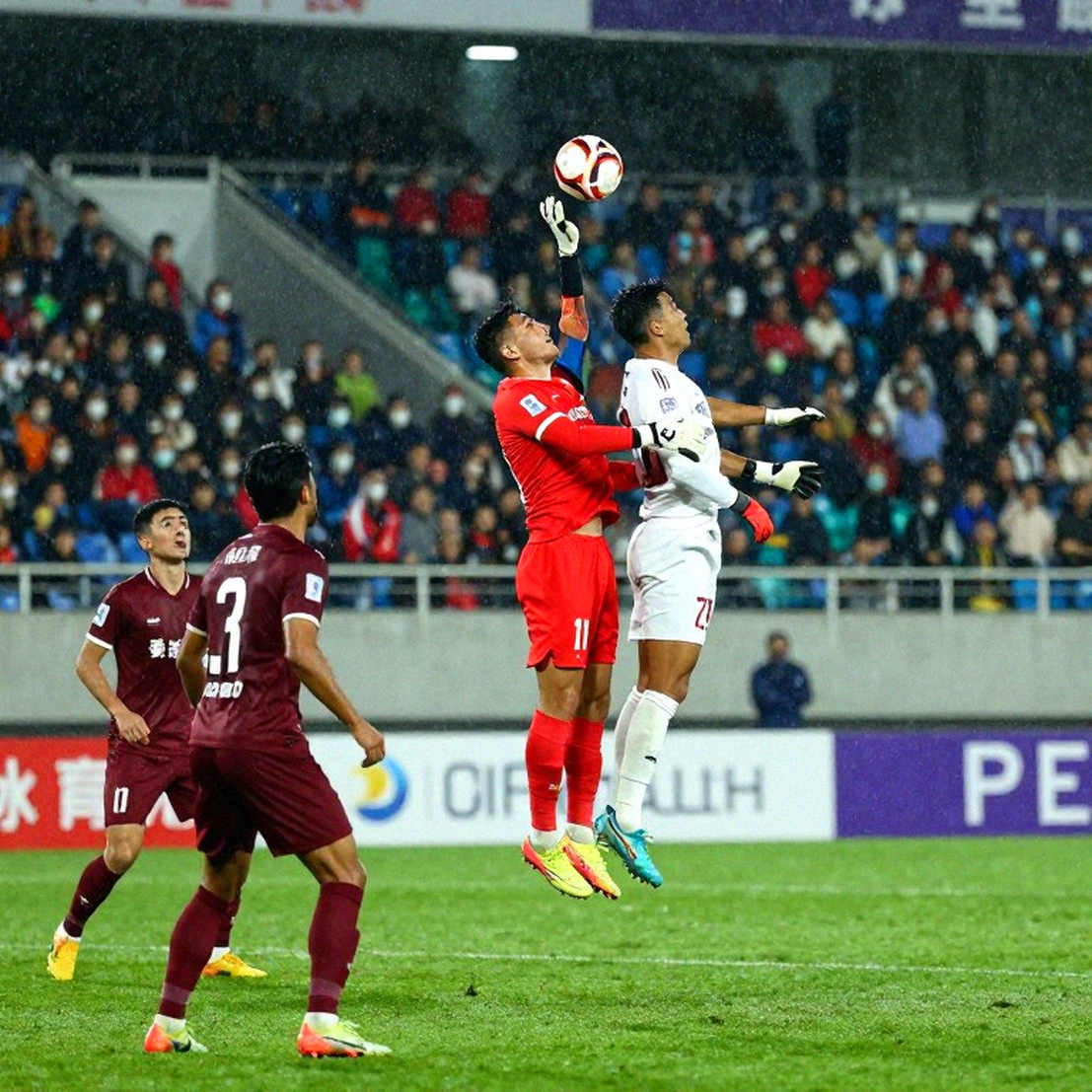 Roland triệu tập 29 cầu thủ U17 Việt Nam dự World Cup 2026: bảy gương mặt mới, không một tiền đạo