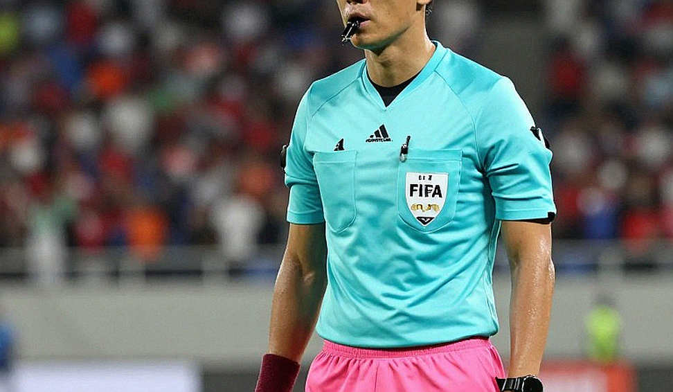 Đà Nẵng 3-0 Nam Định: VAR, hai thẻ đỏ và khoảng trống Xuân Son để lại